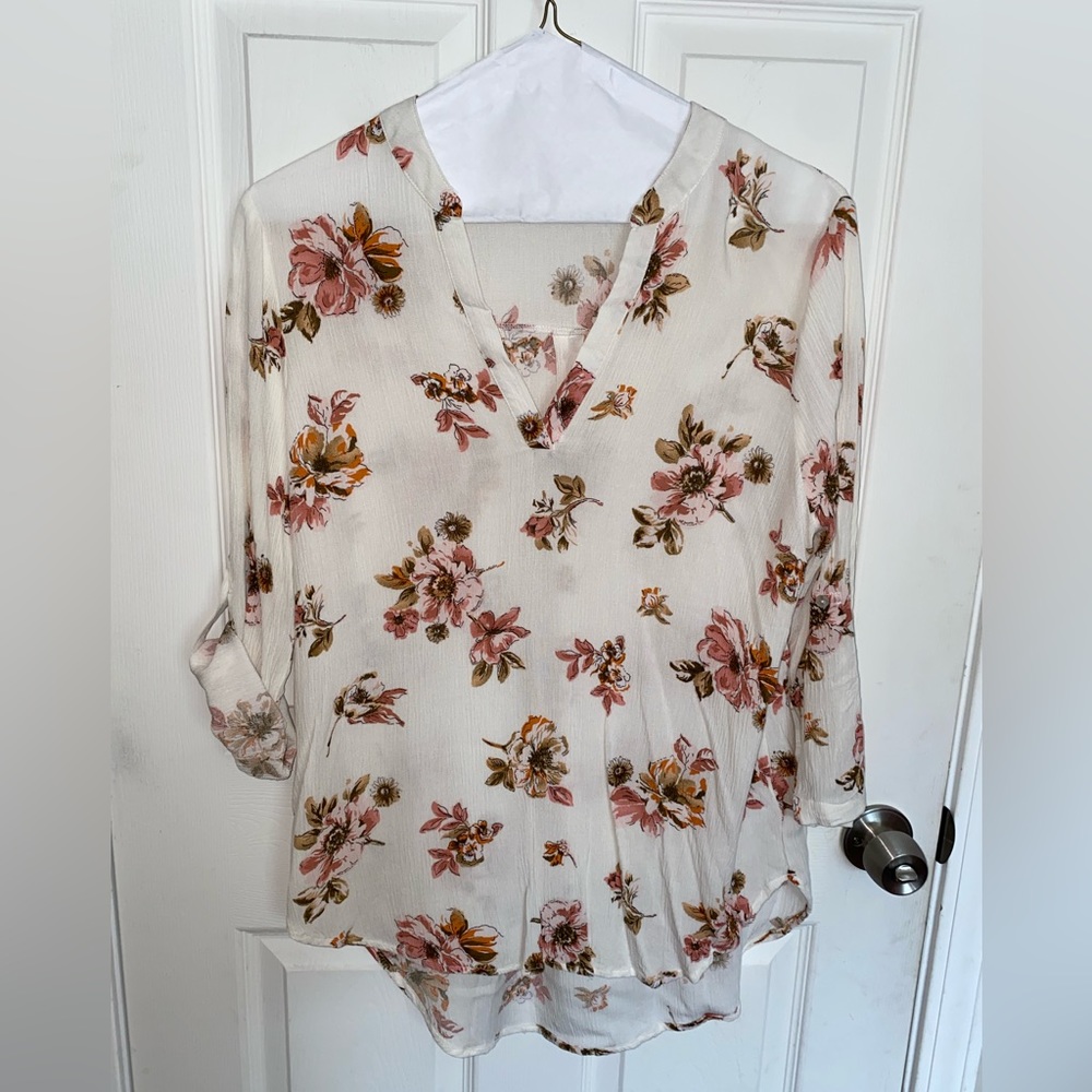 Staccato ivory blouse